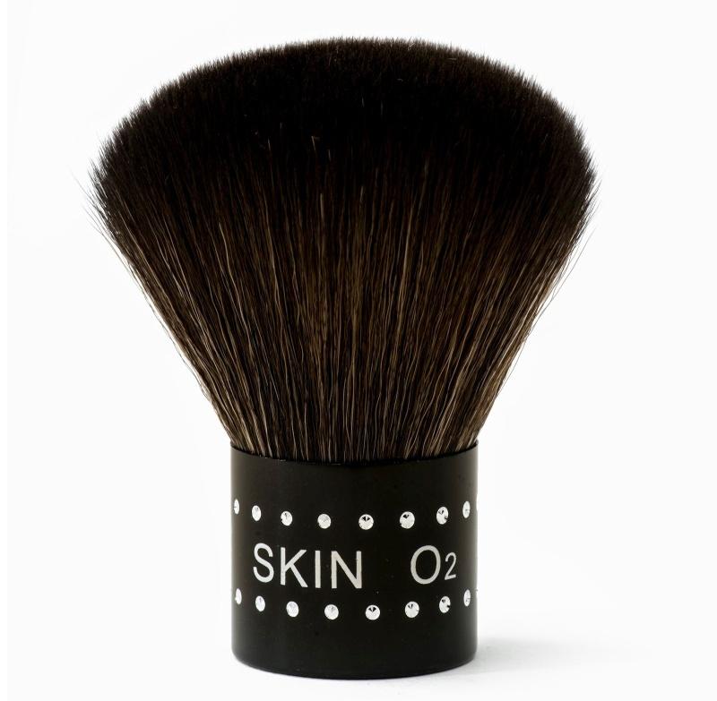 Brush All in One Glam Kabuki