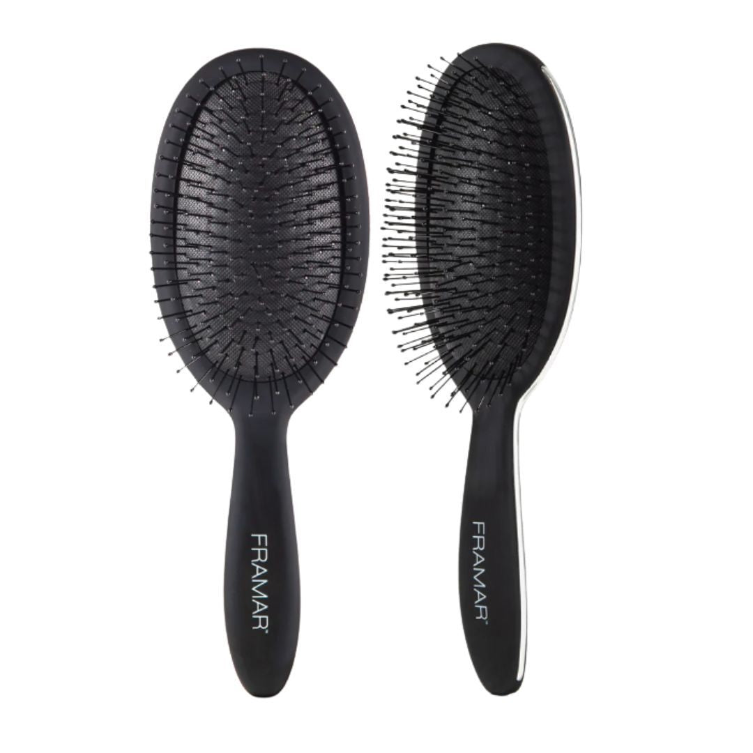 Black to the Future Detangle Brush